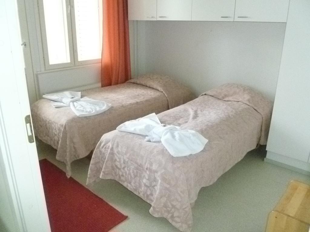 Summer Hotel Opera 萨翁林纳 外观 照片